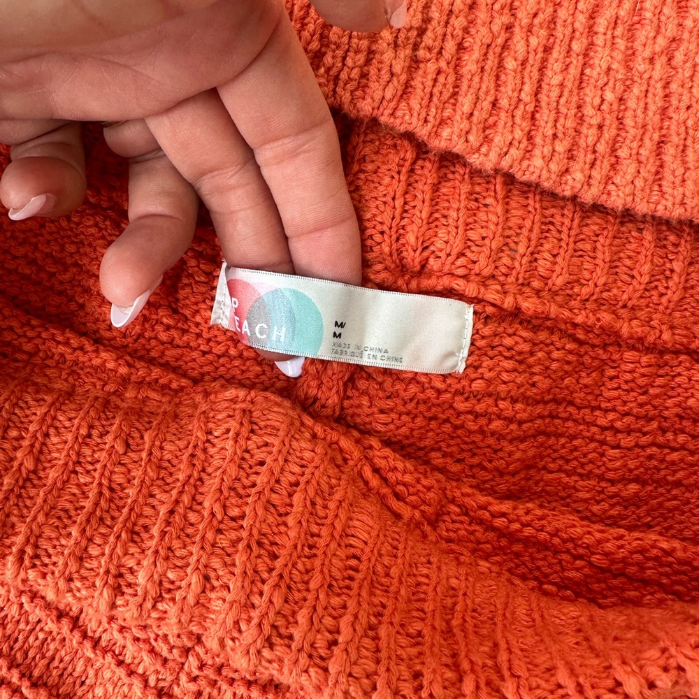 || Free People || Sweater and Short Set - Picture 3 of 6